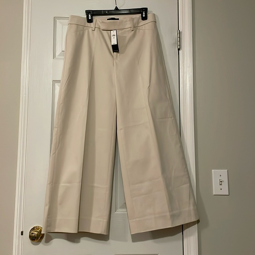 NWT Banana Republic wide leg khaki slacks, 12 Petite